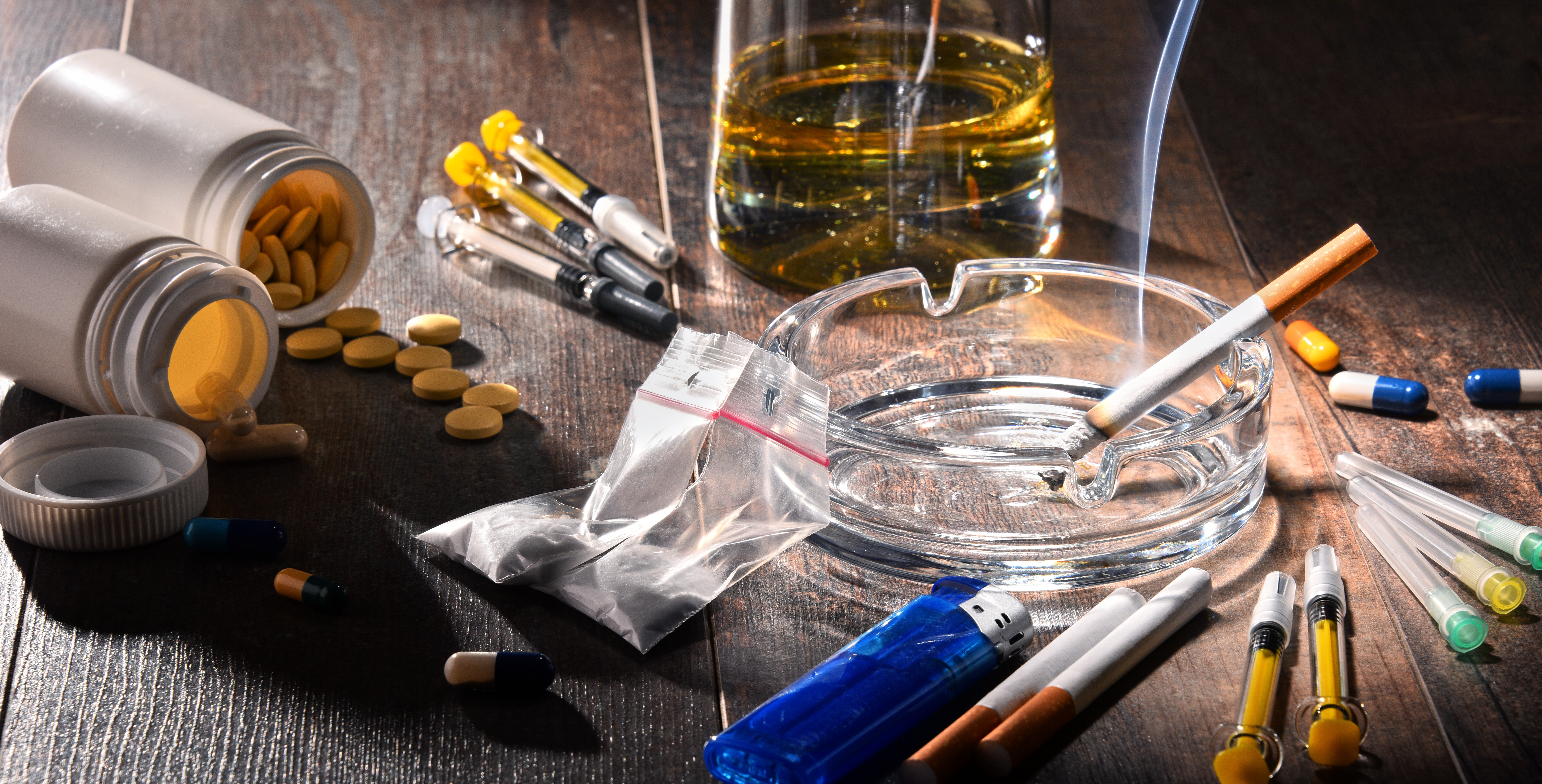 Alcohol, tabaco y sustancias ilícitas…